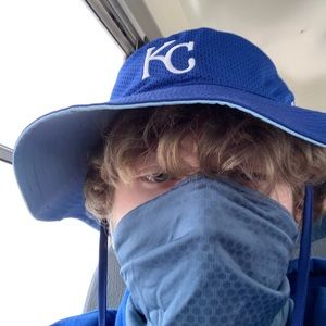 Meet your Posher, Collin